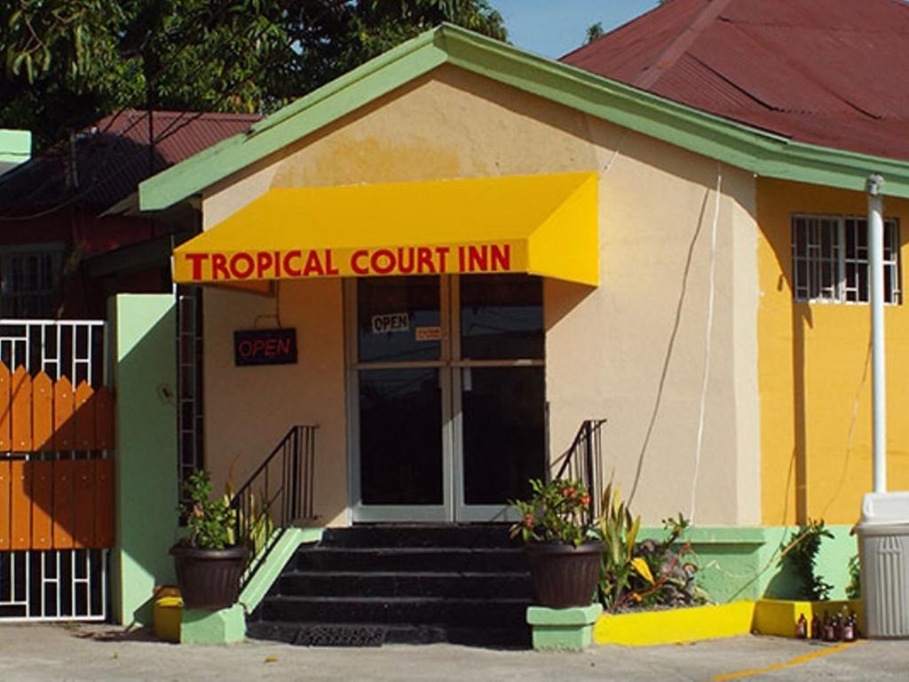 Tropical Court Inn New キングストン エクステリア 写真