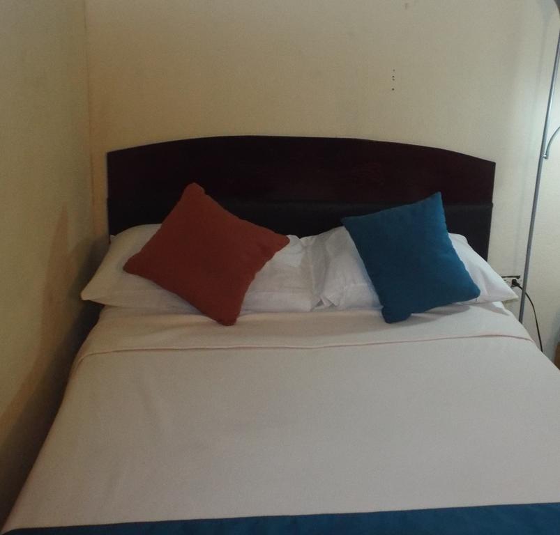 Tropical Court Inn New キングストン 部屋 写真