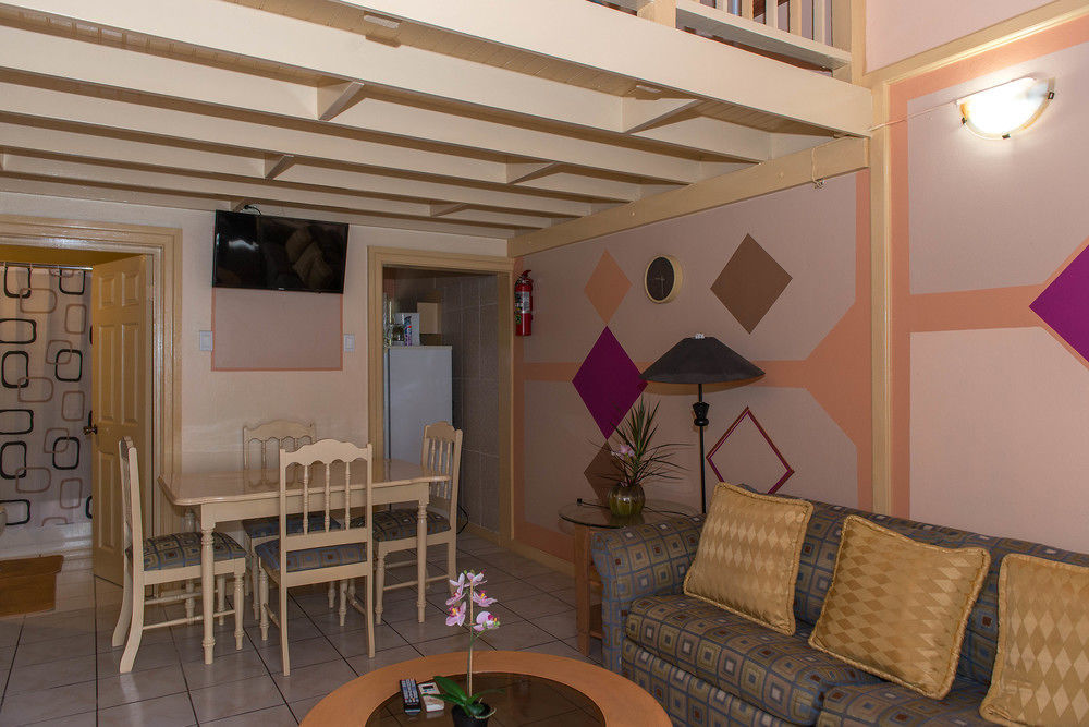 Tropical Court Inn New キングストン エクステリア 写真